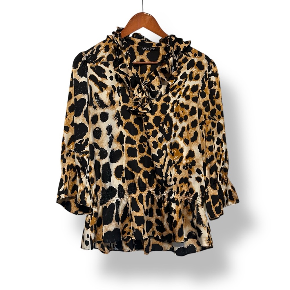 [Violet & Claire] Leopard Print Ruffle Blouse
